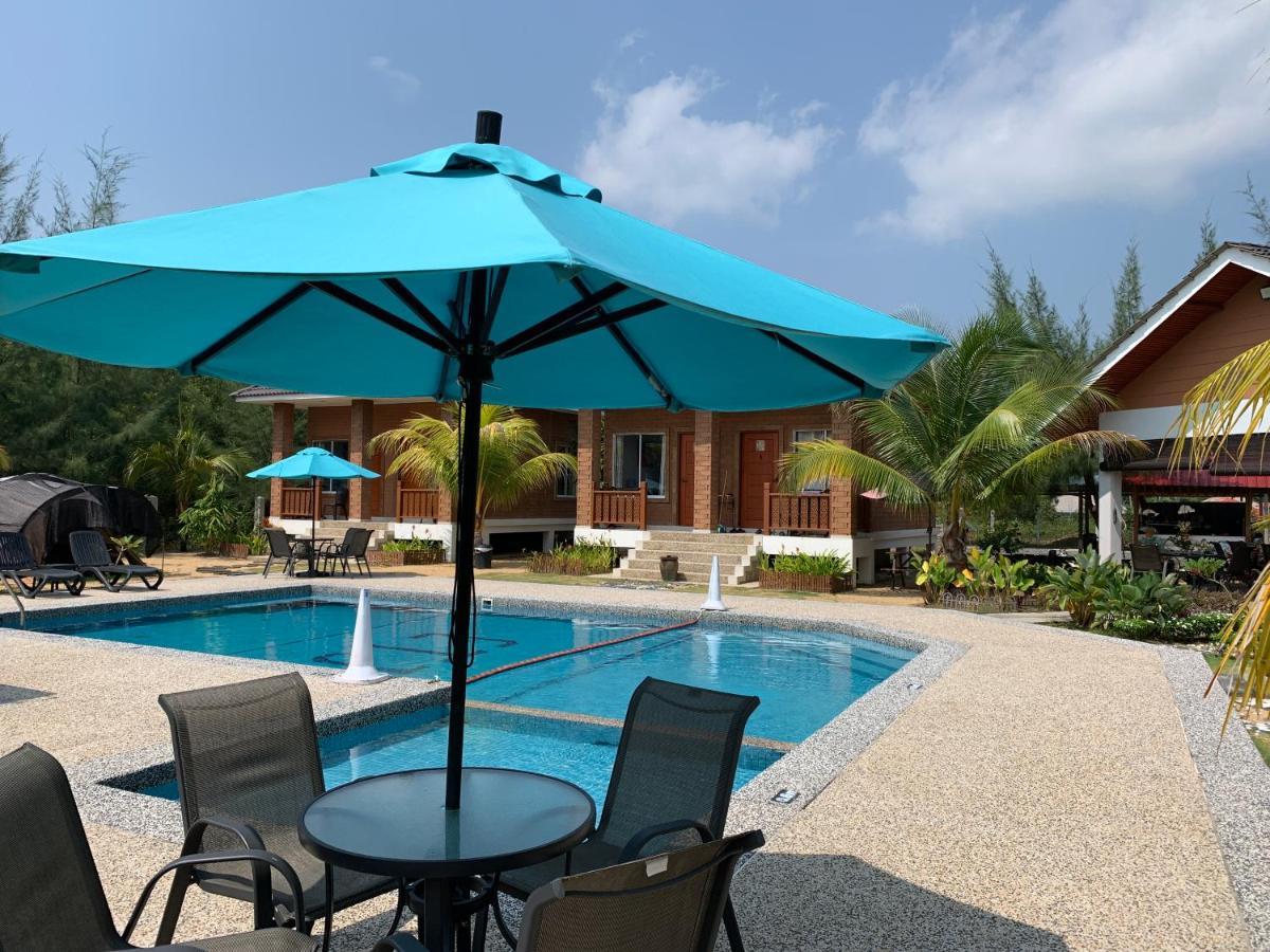 ホテル Casa Tanjung Jara ドゥングン エクステリア 写真